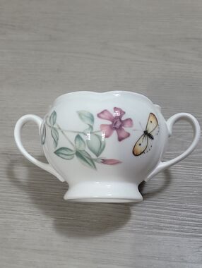 Lenox Butterfly Meadow Sugar Bowl White Porcelain Floral 6 oz NO LID Cottage